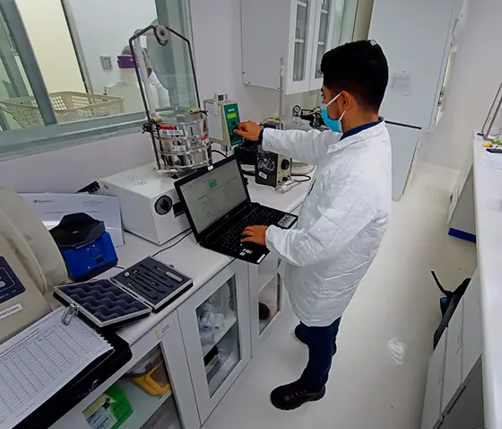 Calibración Equipos de Laboratorio Calibración de Equipos de Laboratorio